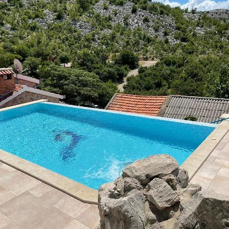 Lovely Holiday Home In Starigrad Екстериор снимка